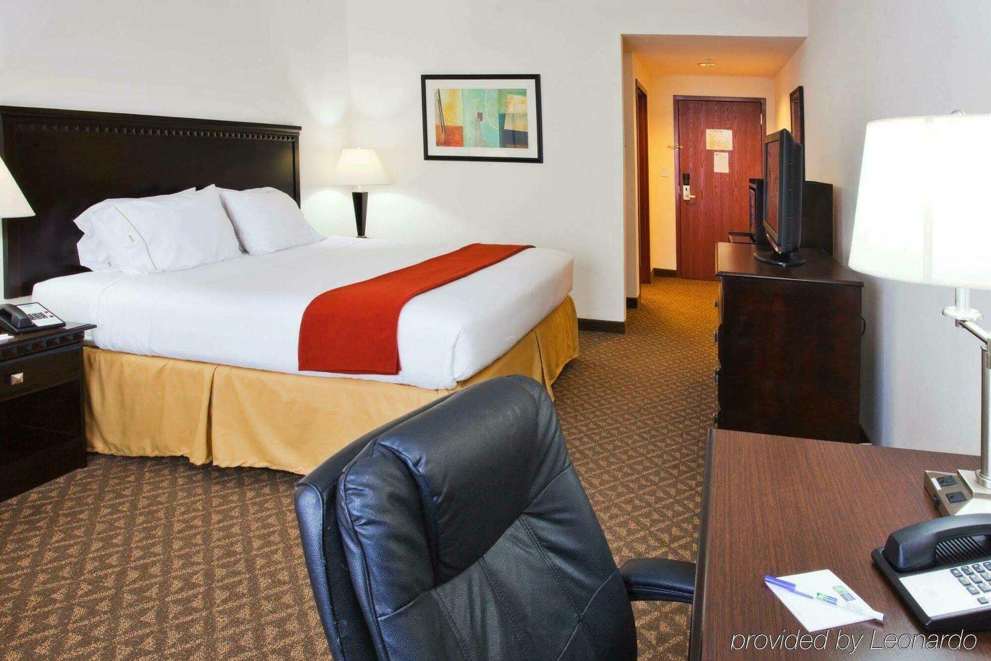 Holiday Inn Express Hotel & Suites Bartow By Ihg Exterior photo